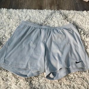 Like nail white Nike dry fit shorts